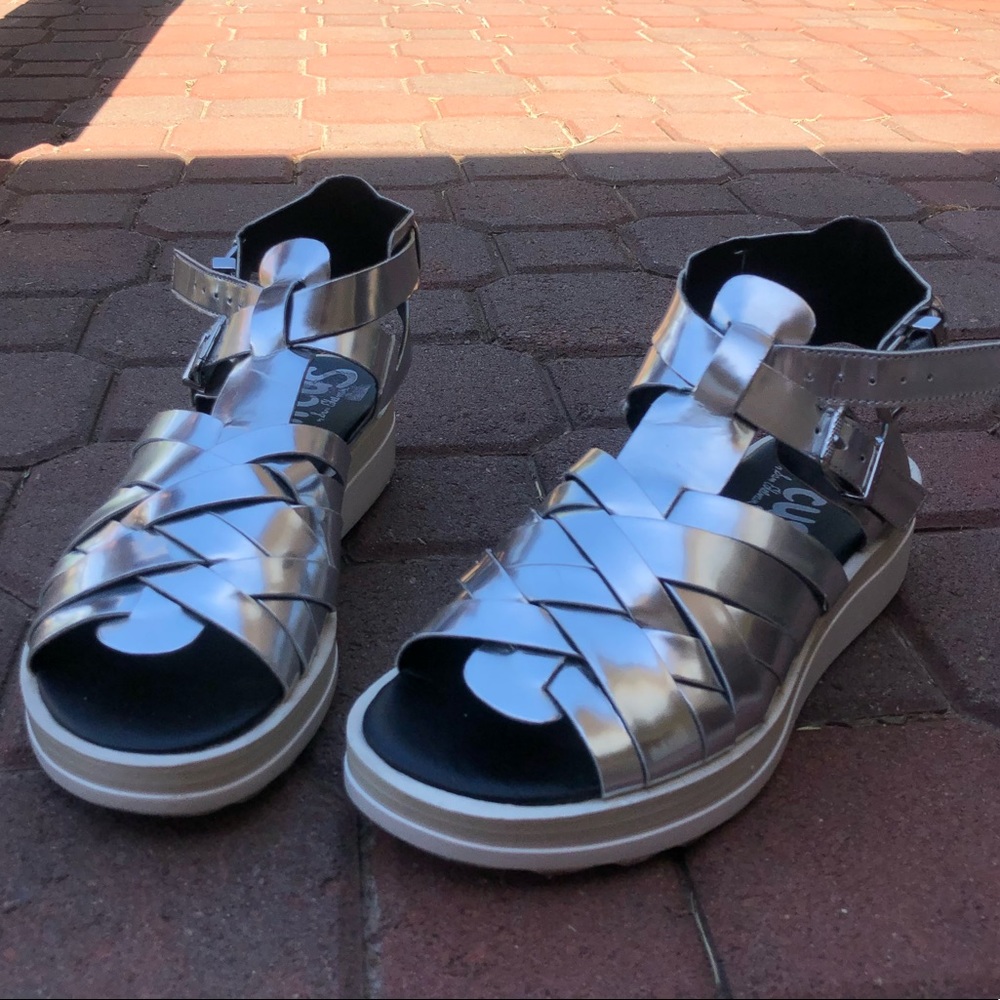 SAM EDELMAN METALLIC PLATFORM SANDAL